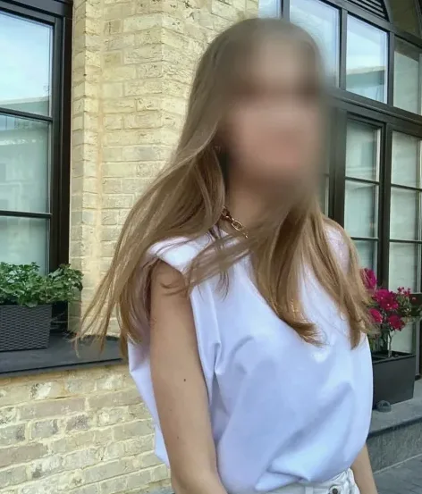 Aleksandra, 23
