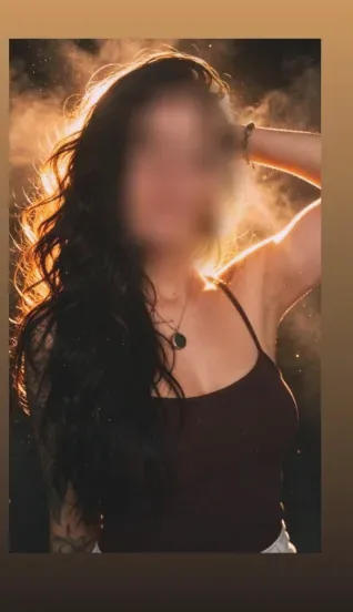 Amalie, 37