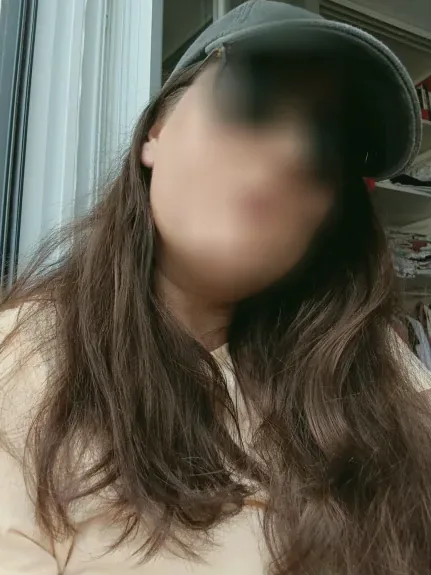 Milica, 32